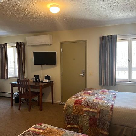 The Upper Pass Lodge Londonderry Eksteriør bilde